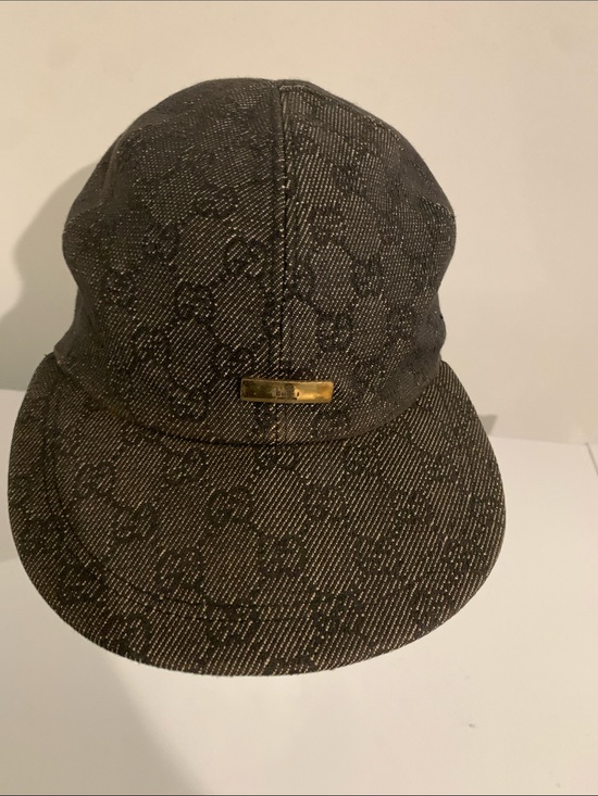 Gucci Other - Gucci Men's Black Patterned Cap with Gold Accent